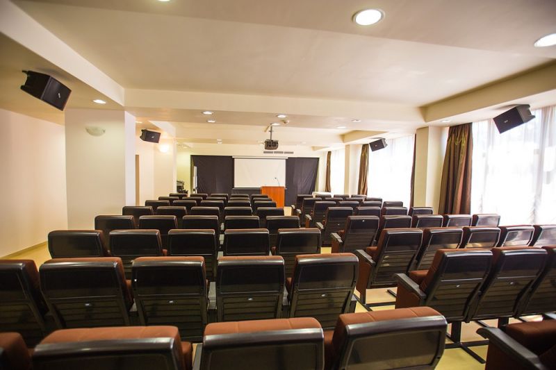 Конференц зал