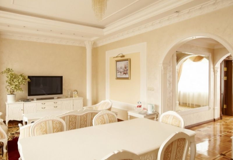 Сюит 2-местный 3-комнатный (номер в центральном корпусе)2