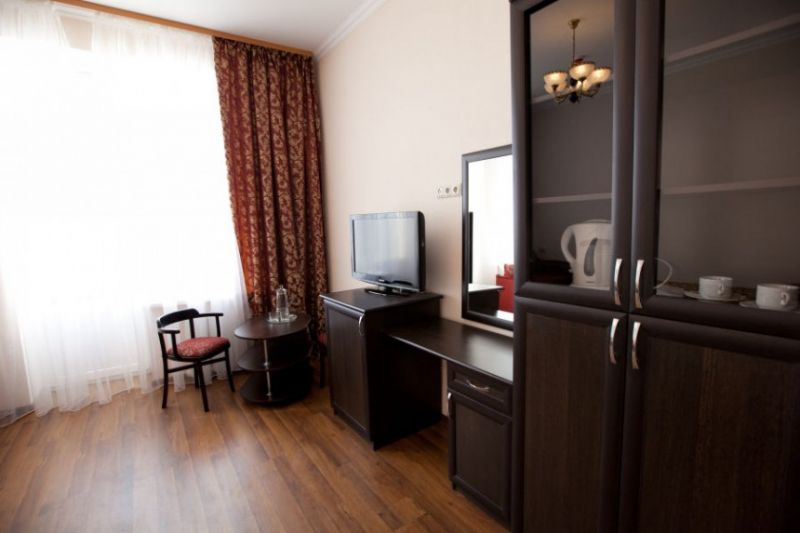 Полулюкс 2-местный 1-комнатный с балконом