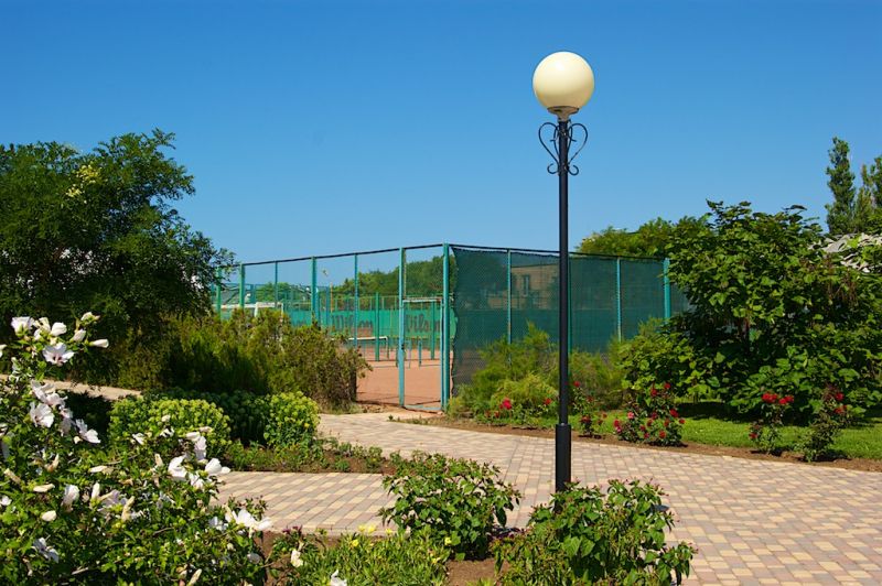 Спортивные площадки