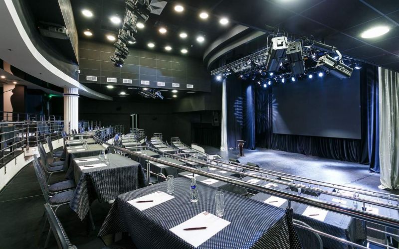 Бородино Холл