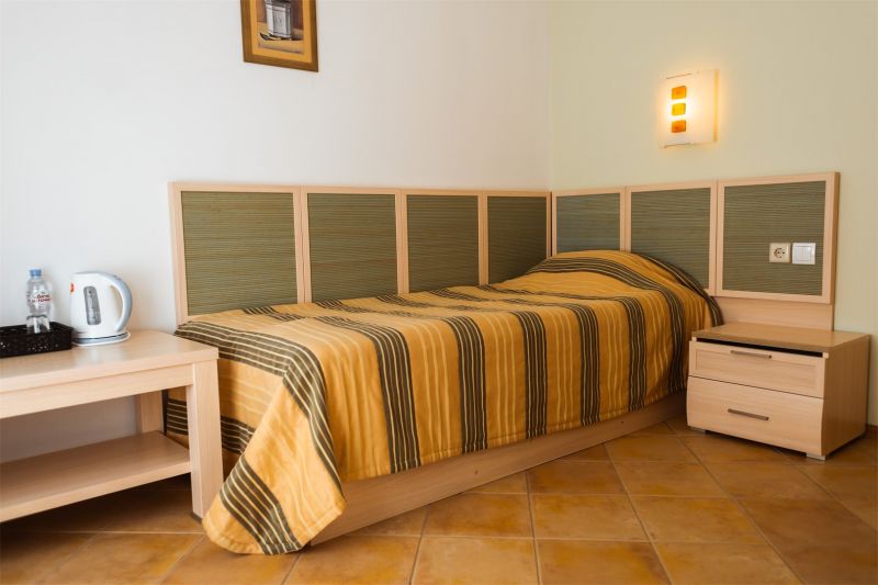 Стандартный 1-местный