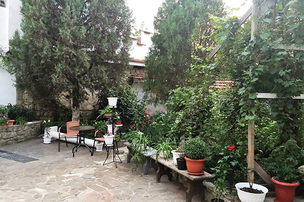 Внутренний дворик