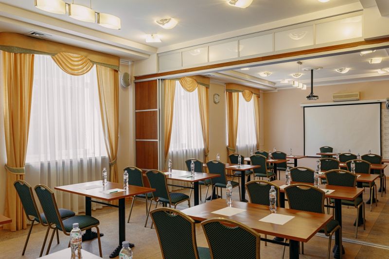 Большой конференц-зал