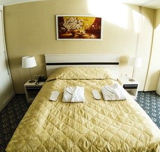 Стандартный 2-местный 2-комнатный (главный корпус)