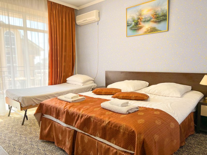 Полулюкс 2-местный (с доп.местом)