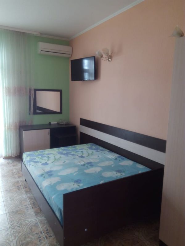 Стандартный 4-местный (с балконом)