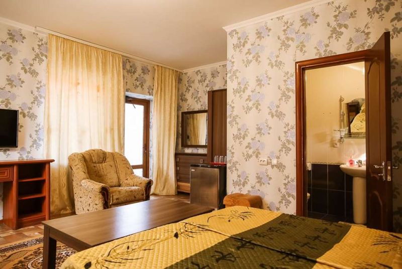 Полулюкс 3-местный