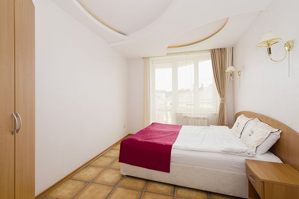 Люкс с 2 балк. (спальня)