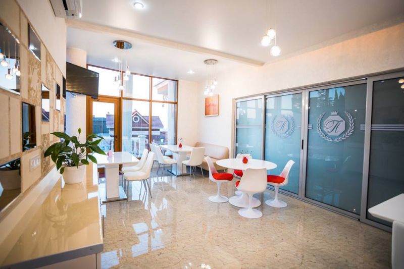 Зона отдыха-столовая