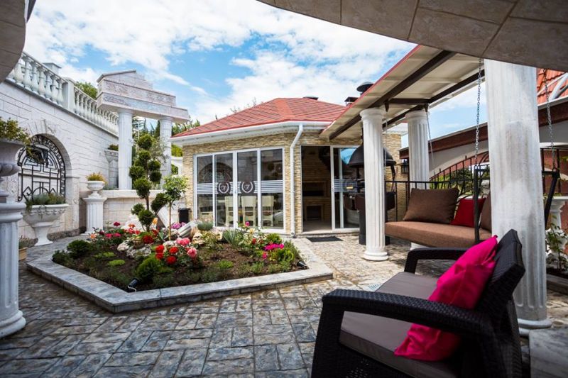 Территория отеля