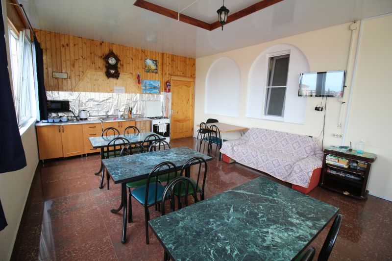 Кухня-столовая