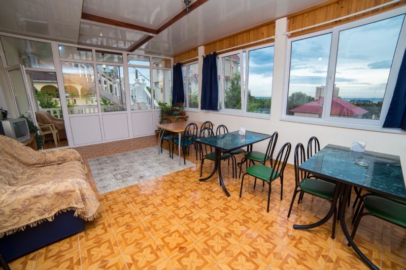 Кухня-столовая