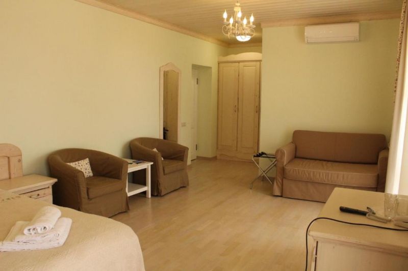 Полулюкс 3-местный