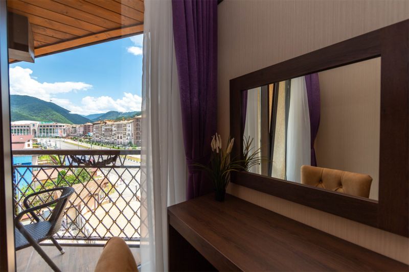 Полулюкс 2-местный (с балконом)