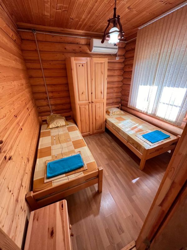 Стандартный 4-местный 2-комнатный (в срубе 3)