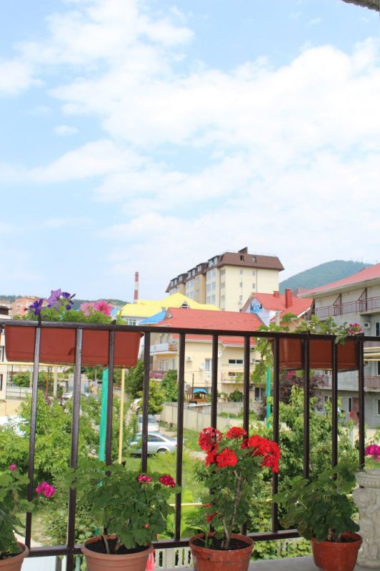 Стандартный 4-местный с балконом