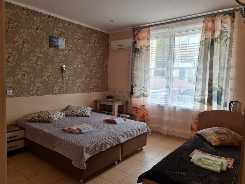 Стандартный 3-местный (без балкона) (1)