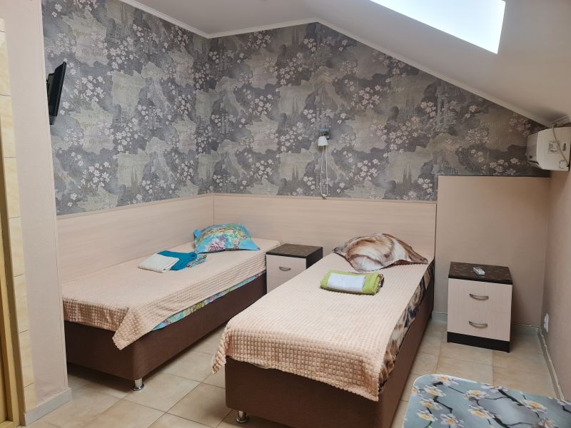 Стандартный 2-местный (без балкона) (2)