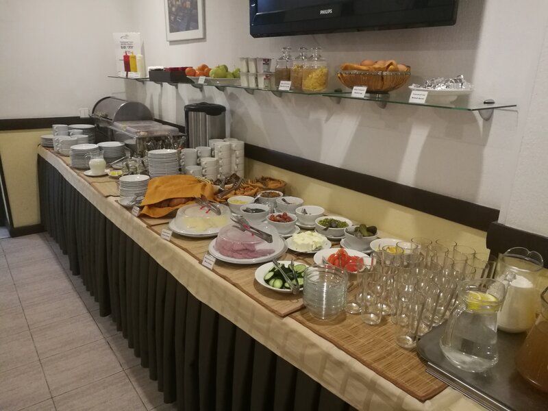 Шведский стол