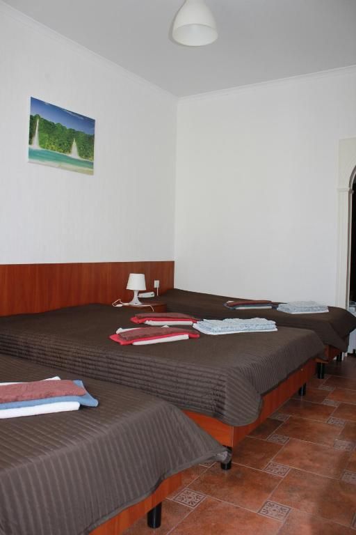 4-местный 1-комнатный