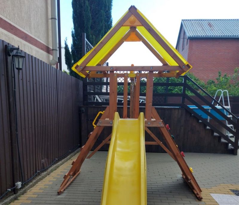 Детская площадка
