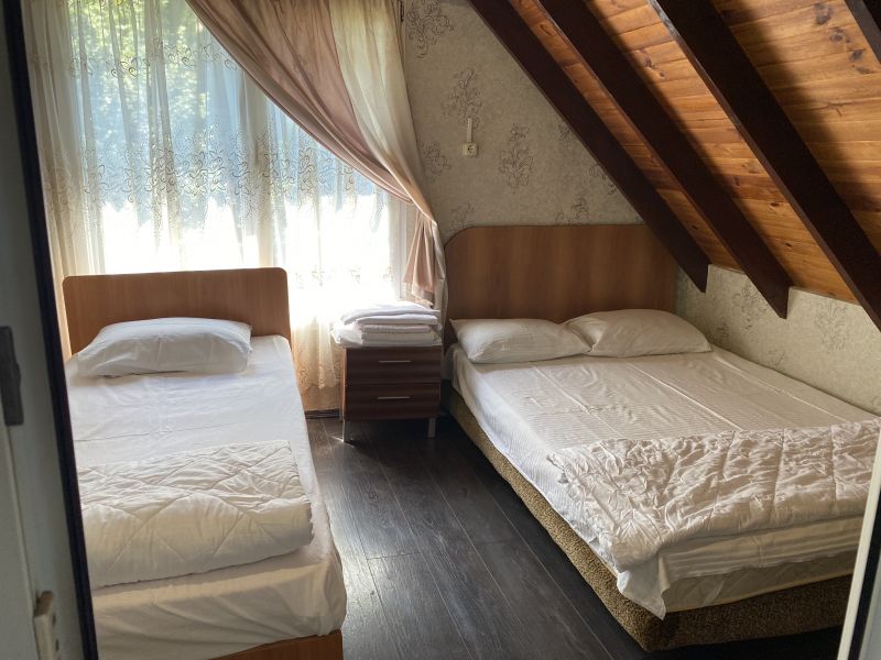 5-местный 2-комн 3 этаж