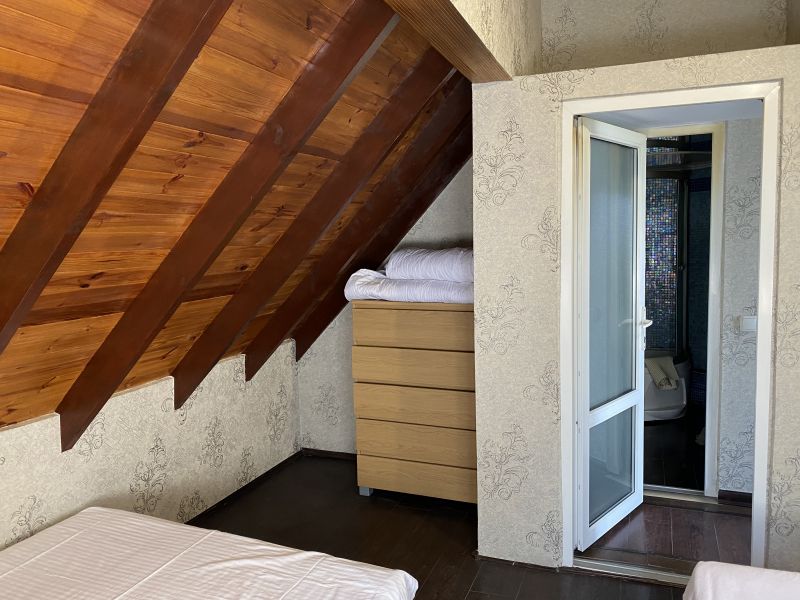 5-местный 2-комн 3 этаж