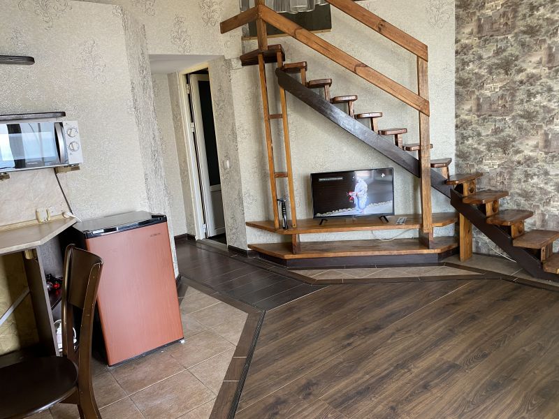 5-местный 2-комн 3 этаж