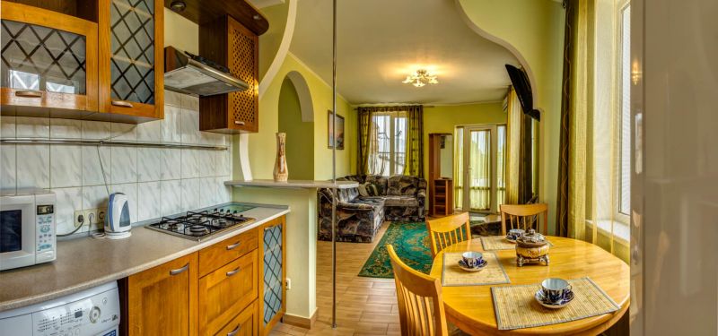 Апартаменты улучшенный 4-местный 2-комнатный (с террасой)