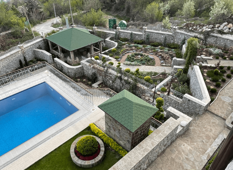 «Замок» гостевой дом