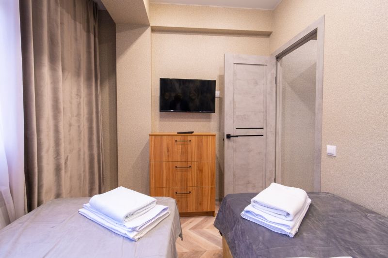 Апартаменты 6-местные (ул. Эстонская, д. 37/3, 010)