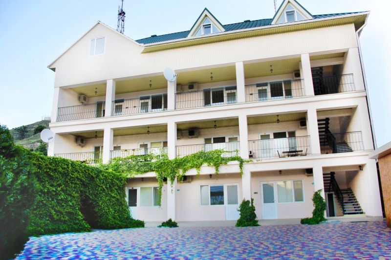 «Bruni» / «Бруни» гостиница