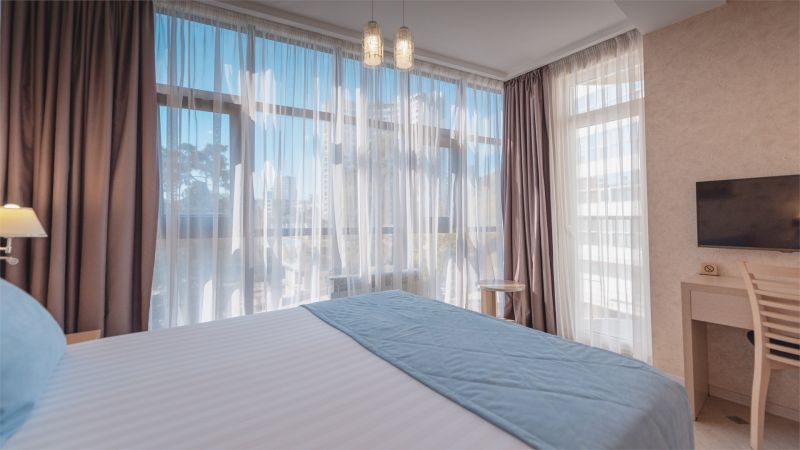 Премиум 2-местный 2-комнатный (с балконом)