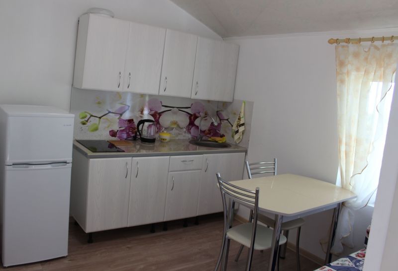 Полулюкс 4-местный 1-комнатный