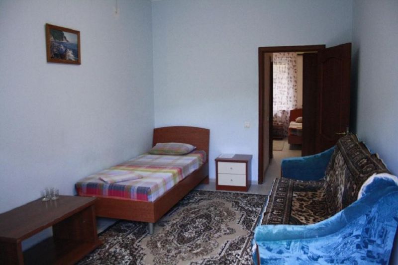 Стандартный 4-местный 2-комнатный