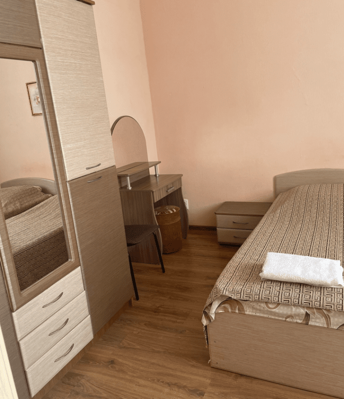 Стандартный 4-местный 2-комнатный