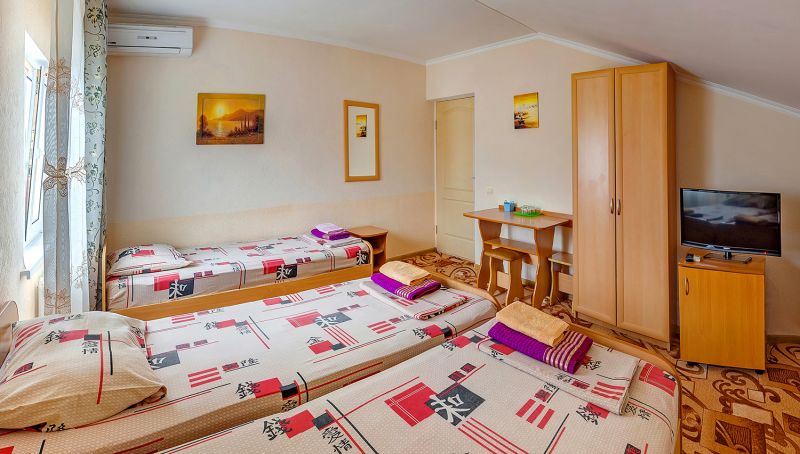 Эконом 3-местный 1-комнатный (без удобств)