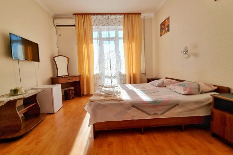 Бюджетный 2-местный (с балконом)