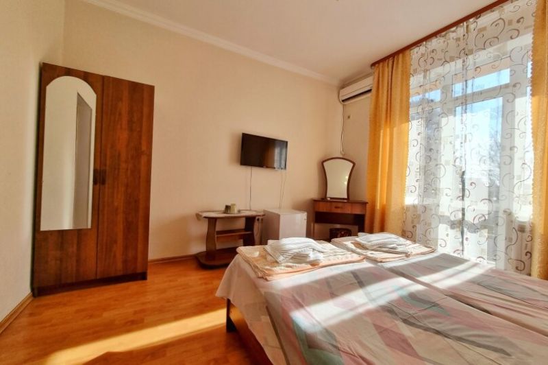 Бюджетный 2-местный (с балконом)