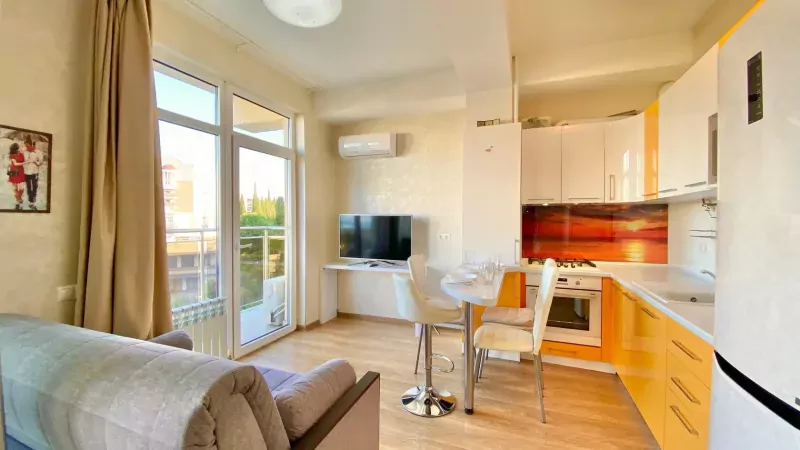 Студио 4-местный (с балконом, 0690)