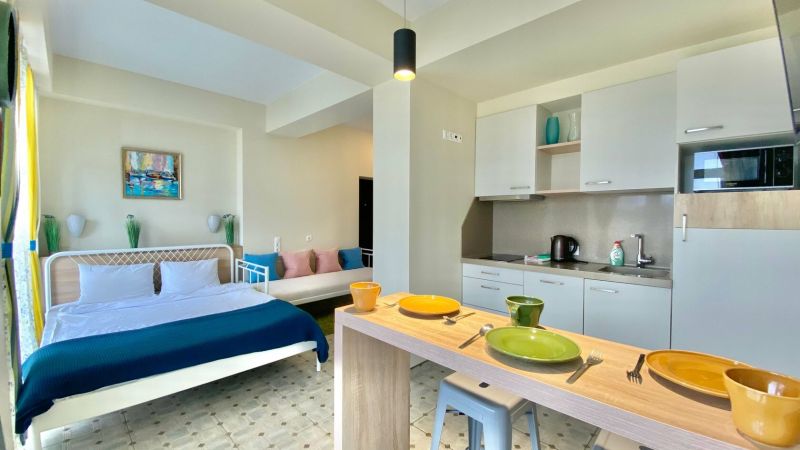 Студио 4-местный (с балконом, 0676)