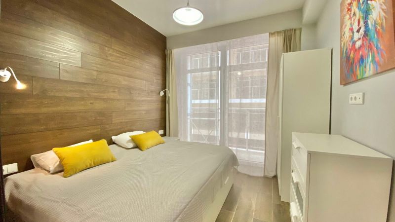 Студио 4-местный (с балконом, 0604)