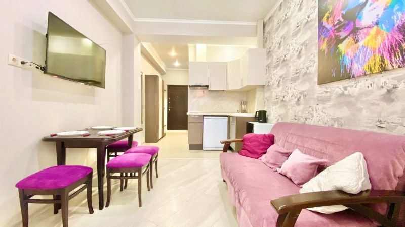 Студио 4-местный (с балконом, 0606)