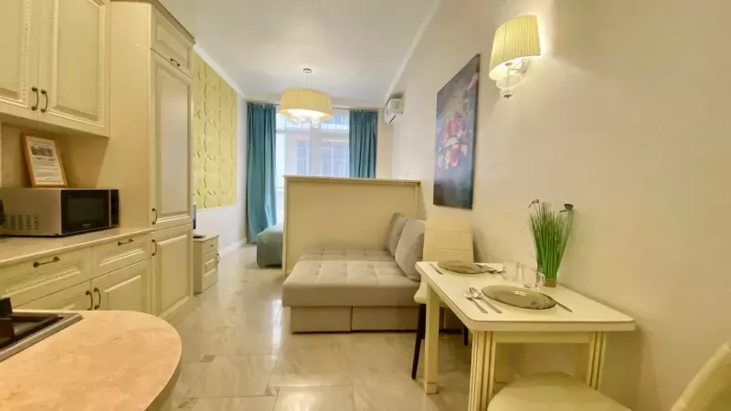 Студио 4-местный (с балконом, 0617)