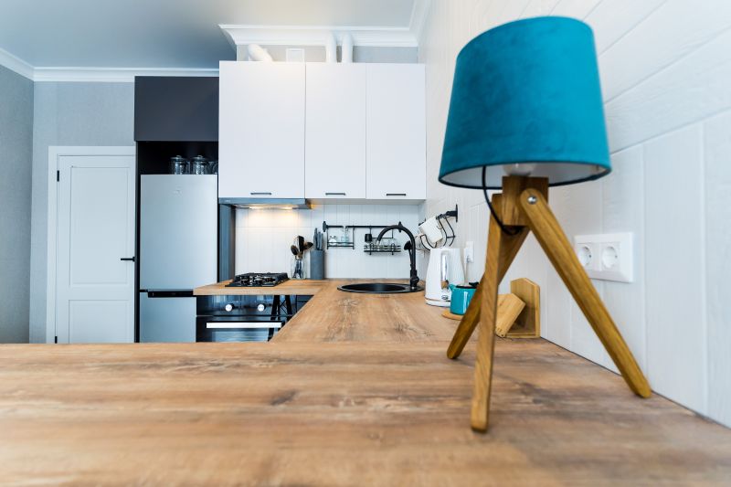 Апартаменты 4-местный (с видом на море, Мира 44, 77)