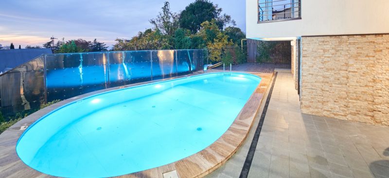 Открытый бассейн