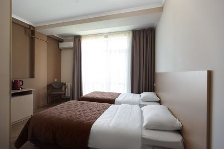 Стандарт Стандарт 2 местный без балкона, вид во двор