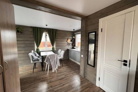 Дом 4-местный Черный