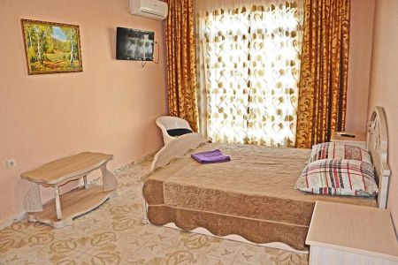 Семейный двухкомнатный номер.